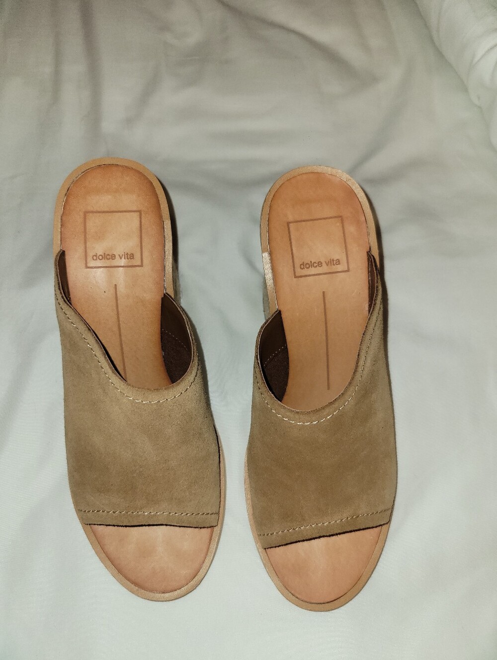 Dolce Vita Tan Suede Open-Toe Slide Mules
